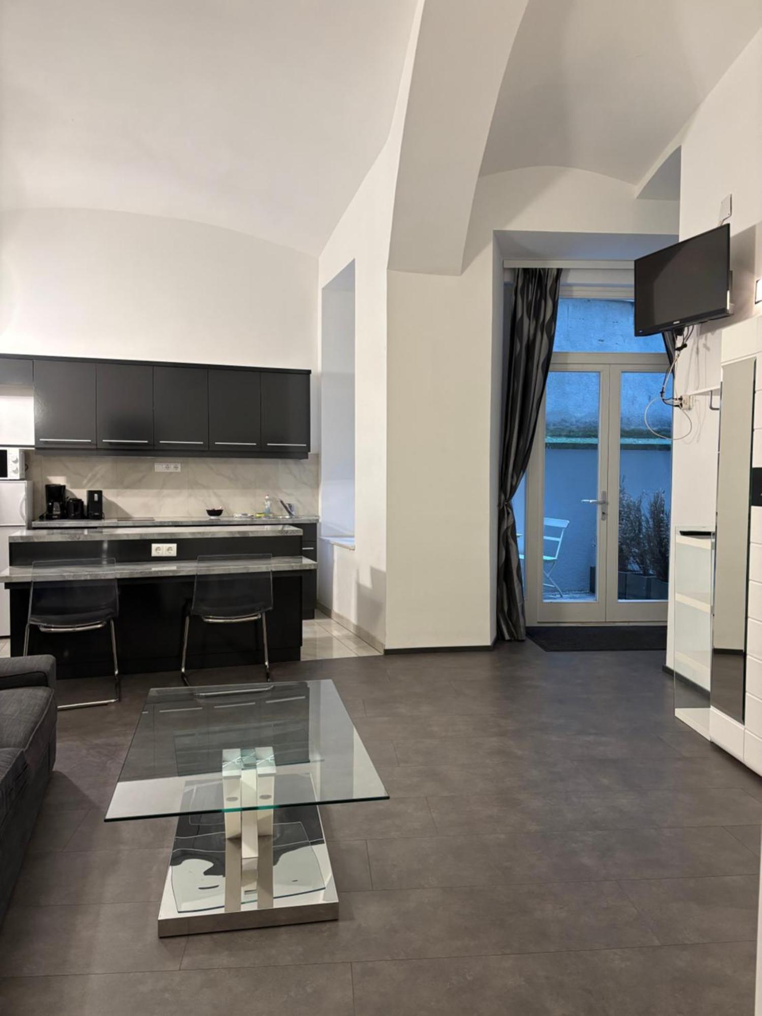 Carlton Suites Vienna Exterior photo